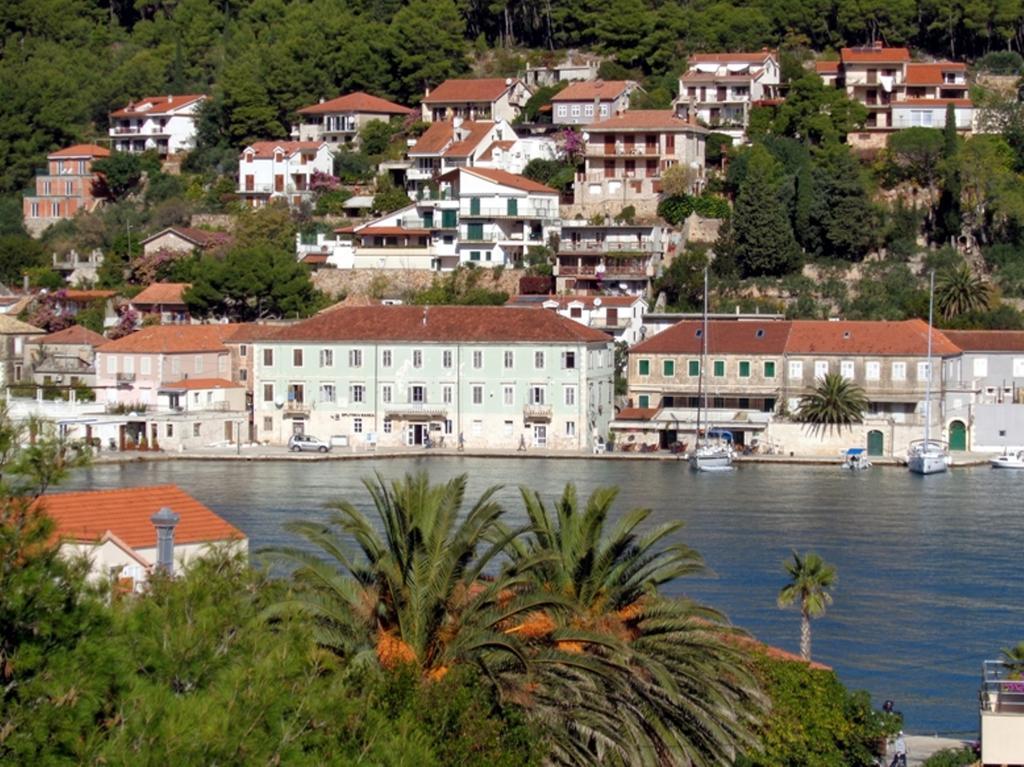 Apartments Skrivaneli Jelsa  Εξωτερικό φωτογραφία