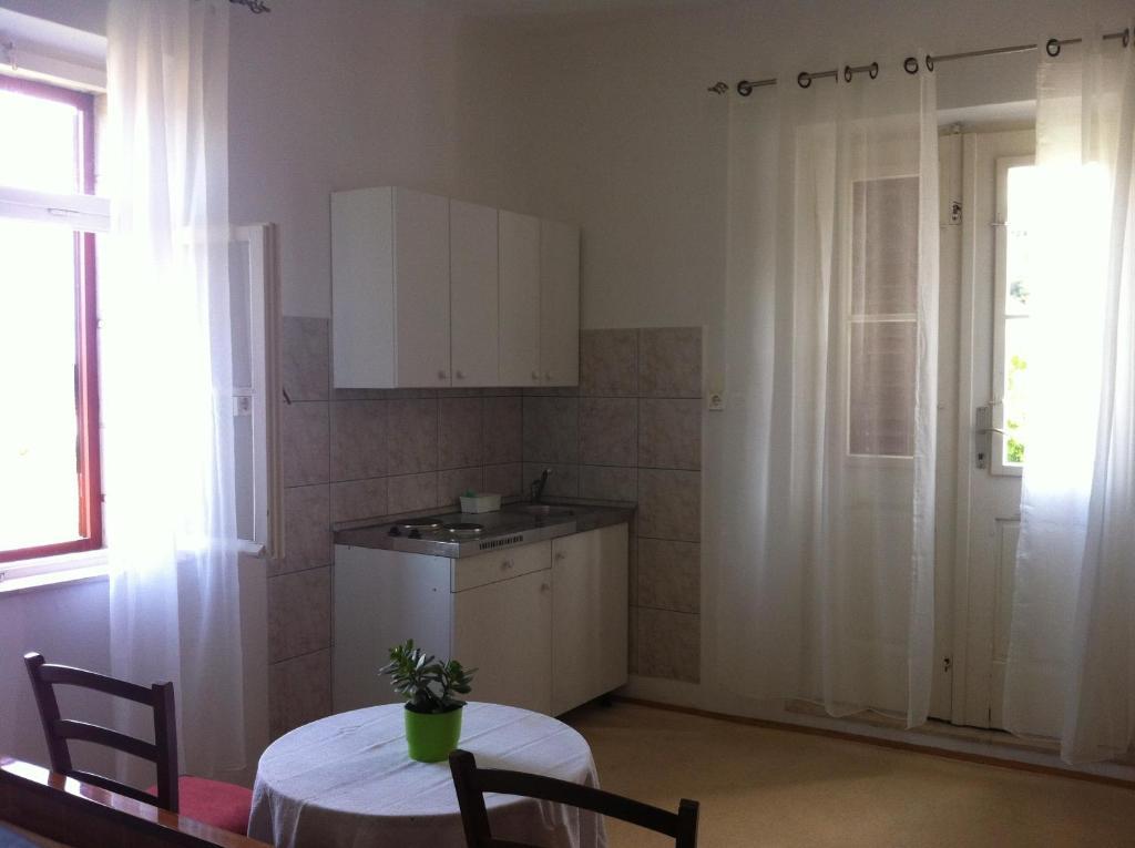 Apartments Skrivaneli Jelsa  Δωμάτιο φωτογραφία