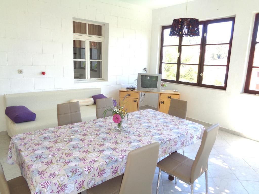 Apartments Skrivaneli Jelsa  Εξωτερικό φωτογραφία