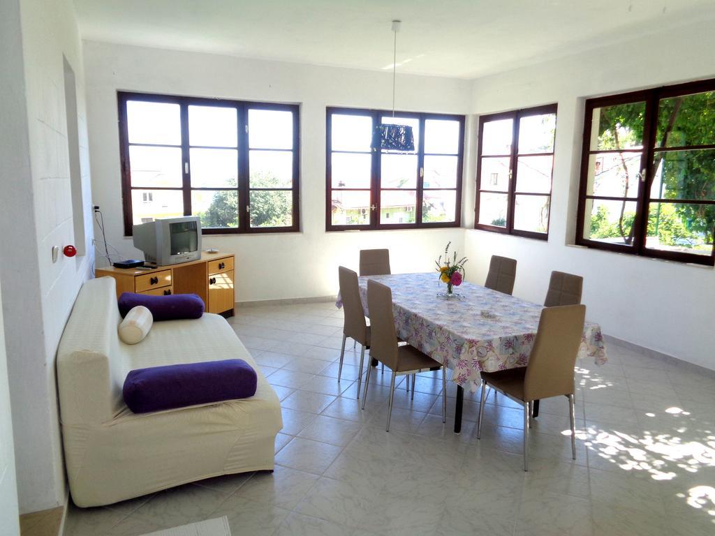 Apartments Skrivaneli Jelsa  Εξωτερικό φωτογραφία
