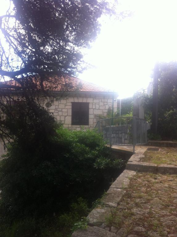 Apartments Skrivaneli Jelsa  Εξωτερικό φωτογραφία