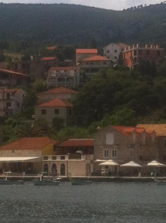 Apartments Skrivaneli Jelsa  Εξωτερικό φωτογραφία
