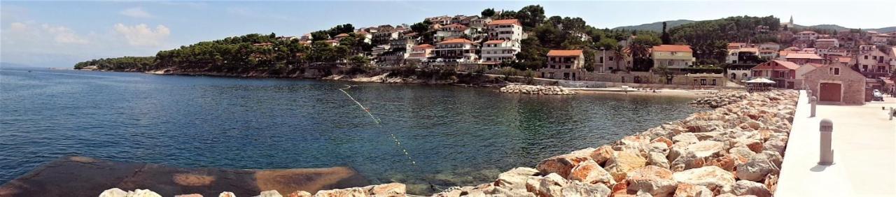 Apartments Skrivaneli Jelsa  Εξωτερικό φωτογραφία