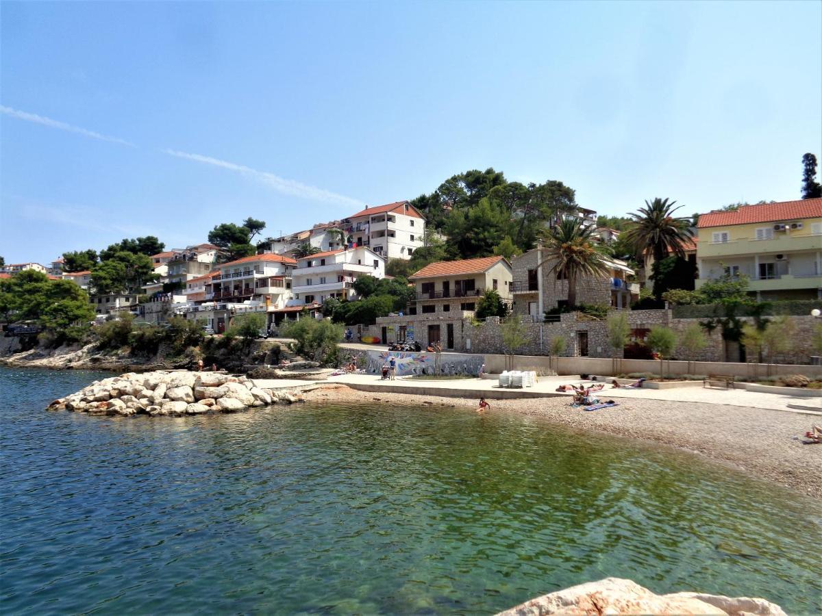 Apartments Skrivaneli Jelsa  Εξωτερικό φωτογραφία
